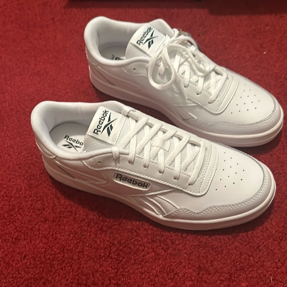 Reebok Court Advance